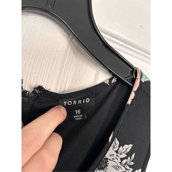 Torrid maxi dress size 16 C2-16 - Picture 3 of 3